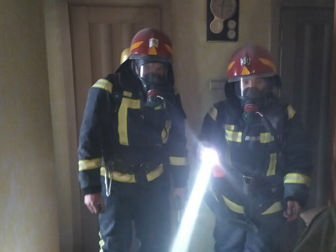 В Одесской области во время пожара в квартире женщина упала с восьмого этажа и погибла – ГСЧС