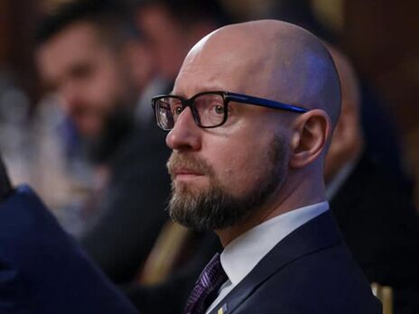 Яценюк: Зеленському потрібно дуже серйозно готуватися до розмови з Байденом