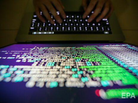 Российские хакеры могли украсть тысячи писем сотрудников Госдепартамента США – Politico