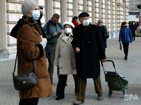 63% украинцев поддерживают введение жесткого карантина – опрос