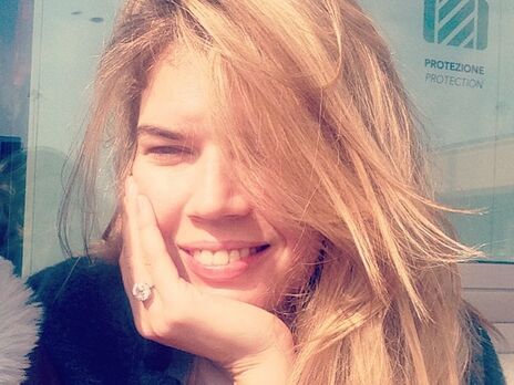 После развода с Цекало сестра Брежневой показала постройневшую фигуру в откровенном наряде