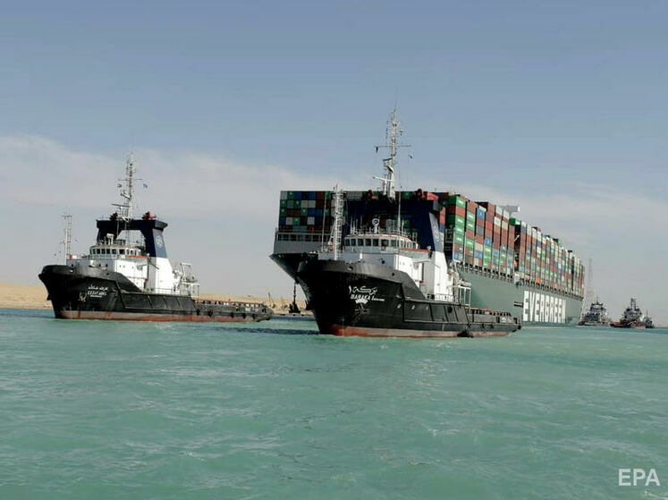Египет рассчитывает на компенсацию более $1 млрд из-за блокировки Суэцкого канала контейнеровозом Ever Given
