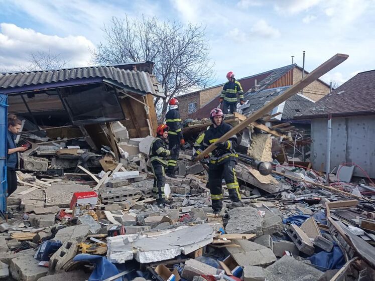 У Києві внаслідок вибуху обвалилася двоповерхова будівля – ДСНС