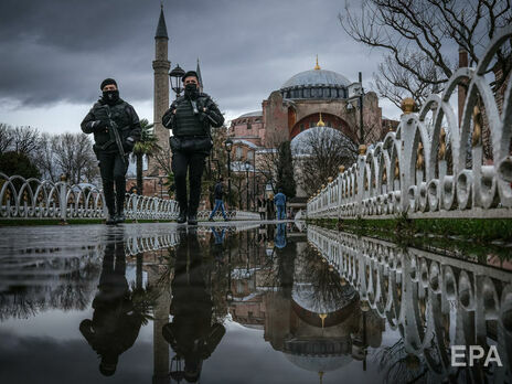 У Туреччині зафіксували рекордний добовий приріст хворих на COVID-19