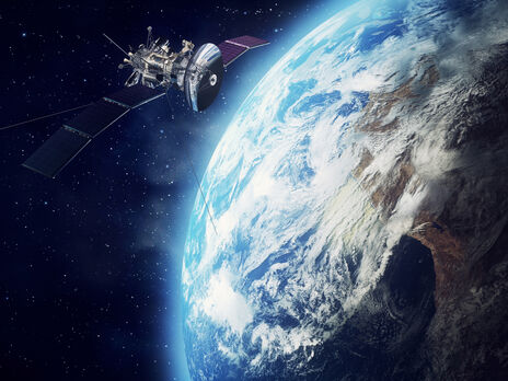 Российский военный спутник сошел с орбиты и сгорел в атмосфере