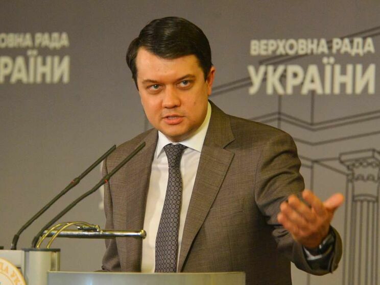 Разумков вважає, що санкції РНБО проти контрабандистів треба вводити після затримань і рішення суду