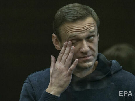 Навальний повідомив, що в нього сильний кашель і температура 38,1