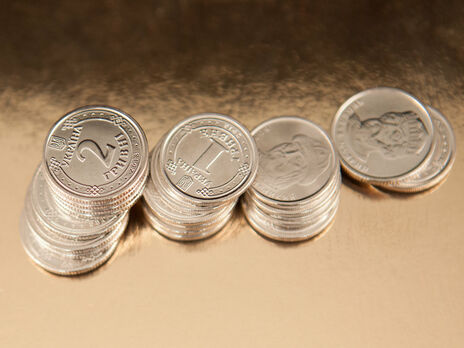 Гривна немного подорожала относительно доллара