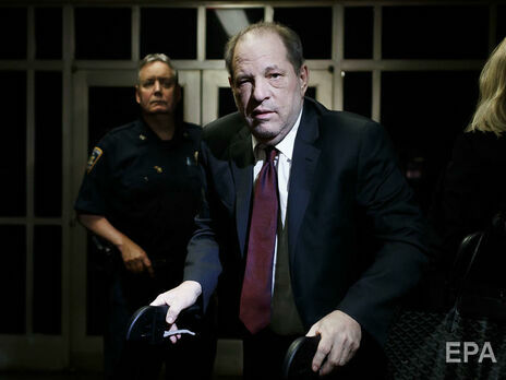 Вайнштейн оспаривает приговор за домогательства и изнасилование