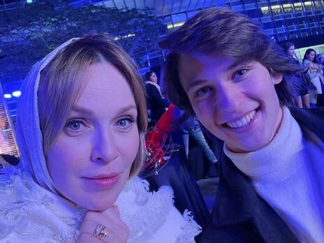 41-летняя Джанабаева рассказала, какой была реакция сыновей на ее беременность