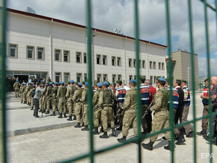 В Турции более 30 военных получили пожизненные тюремные сроки за попытку госпереворота