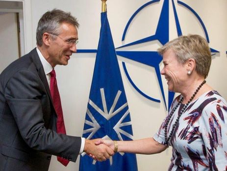 Заместителем генсека НАТО впервые стала женщина