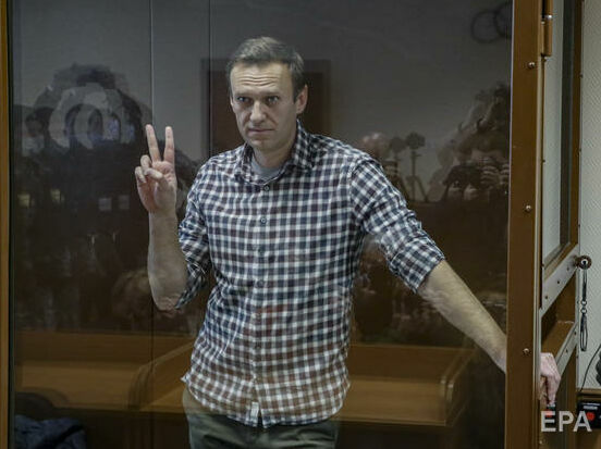 Навальному, який оголосив голодування, у колонії погрожують примусовим годуванням
