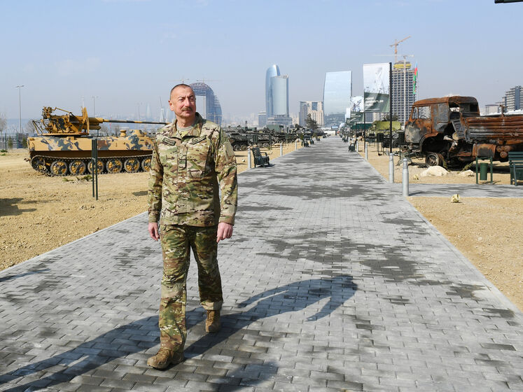 В Баку открыли парк трофеев войны в Нагорном Карабахе