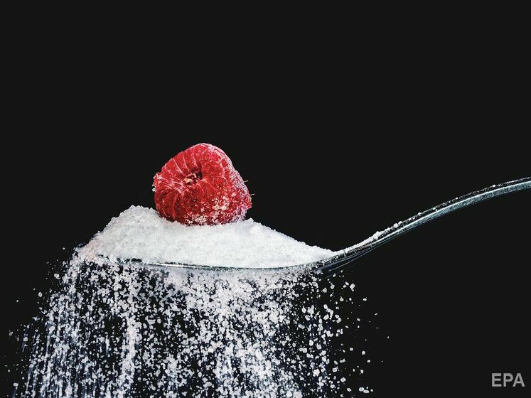 Із 1 вересня у школах і дитсадках України даватимуть менше цукру і більше фруктів – Міносвіти