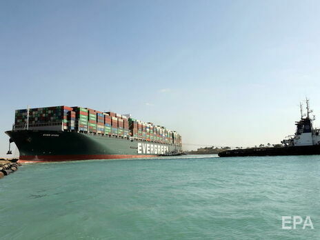 У Єгипті арештували судно Ever Given, яке блокувало Суецький канал