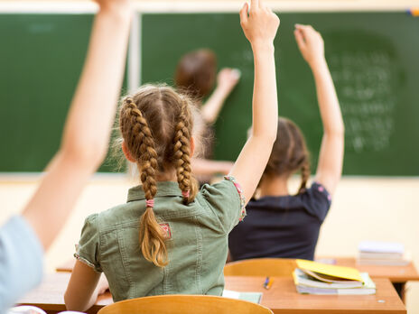 В Ровно полностью возобновляют обучение в школах с 19 апреля – горсовет