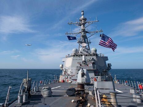 Ракетні есмінці ВМС США заходять у Чорне море – ЗМІ