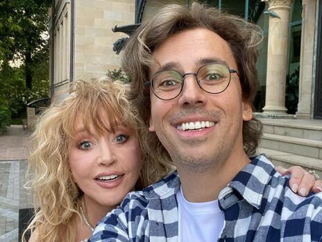 72-річна Пугачова показала обличчя без макіяжу та шкідливу страву, яку їсть раз на рік