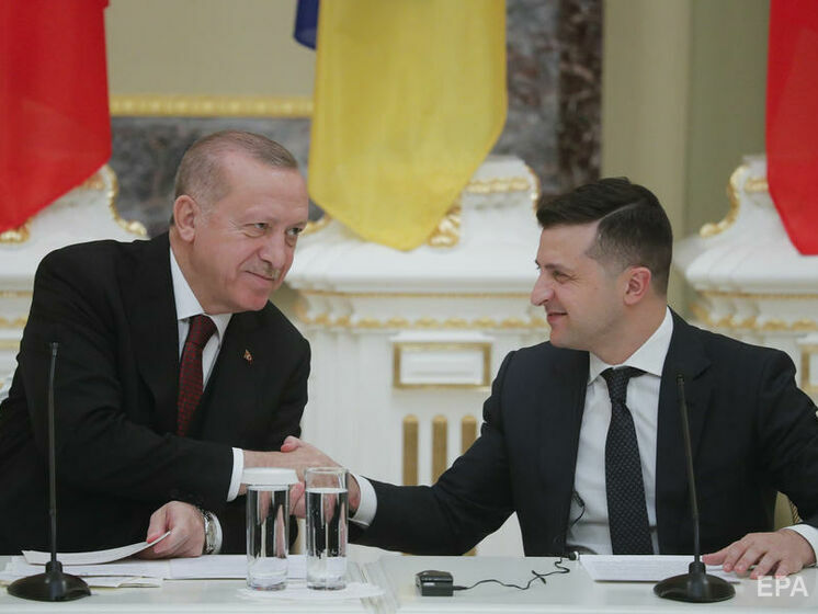 Зеленський: Ердоган підтримує нашу позицію і не визнає анексії Криму. Росія обмежила туризм, а ми будемо нарощувати