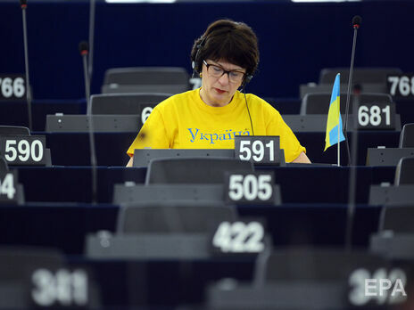 Депутат Европарламента: Отключение от SWIFT – это как применение ядерной бомбы. Но если РФ продолжит агрессию против Украины, это нужно сделать
