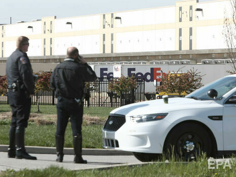 У США чоловік відкрив стрілянину в будівлі компанії FedEx. Загинуло восьмеро осіб
