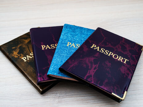 У троих чиновников в Ивано-Франковской области выявили двойное гражданство – СБУ