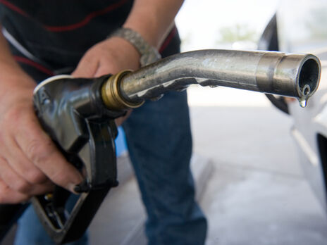 У травні Україна ризикує зіткнутися з дефіцитом дизельного пального – Reuters