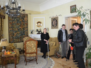 Тимошенко показала активистам свой дом в Конча-Заспе