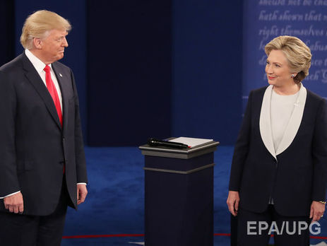 Опрос: Трамп превзошел Клинтон по популярности только в России