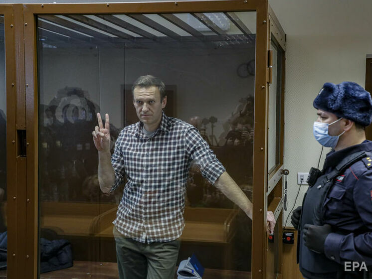 Лікарі закликали Навального припинити голодування. Вони попередили, що скоро "лікувати буде просто нікого"