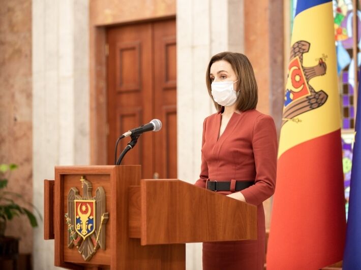 У Молдові заговорили про повалення конституційного ладу. Україна підтримала Санду