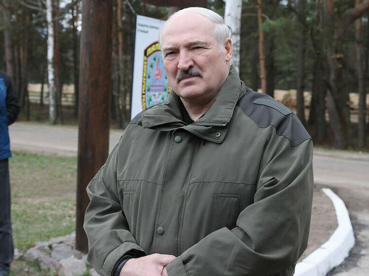 Лукашенко сказав, хто очолить Білорусь, якщо "президента застрелять"