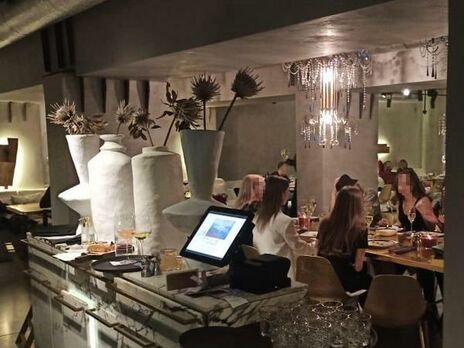 Поліція Києва протягом доби склала 34 адмінпротоколи і понад 200 постанов через порушення жорсткого карантину