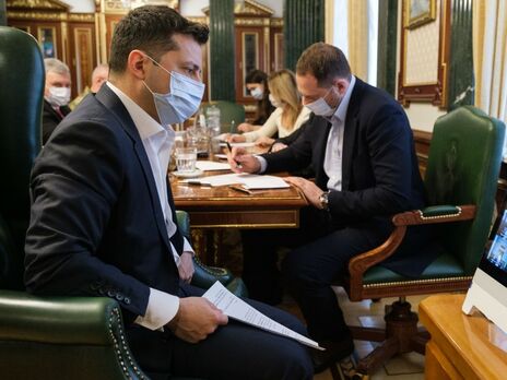 Зеленский поручил Ермаку организовать встречу с Путиным