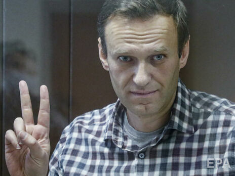 26 квітня прокуратура Москви тимчасово заборонила роботу штабів Навального у РФ