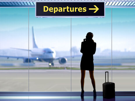 Почти четверть украинцев хочет проживать за рубежом – исследование