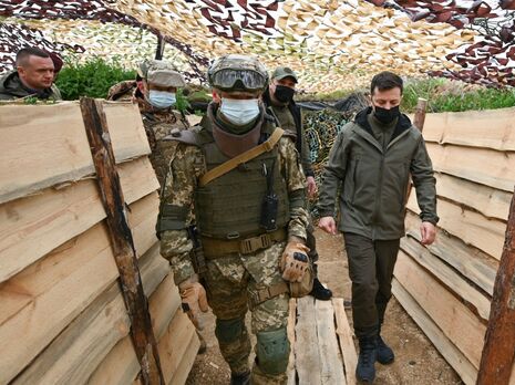 Зеленський відвідав позиції українських військових на адмінкордоні з окупованим Кримом. Фоторепортаж