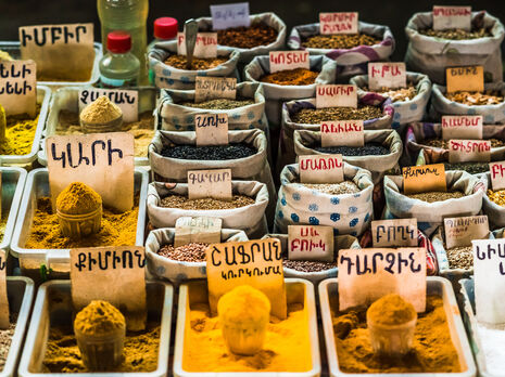 Армения планирует запретить продажу турецких товаров