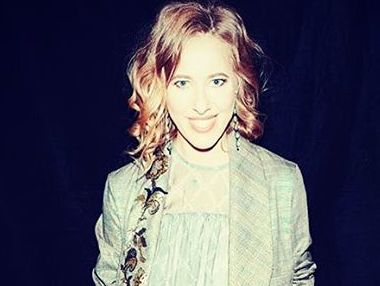 Парфенов встал перед Собчак на колено