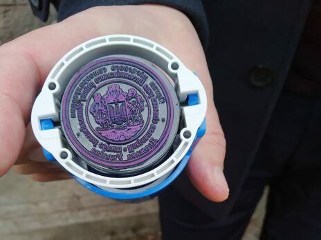 Житель села под Николаевом купил печать и объявил себя новым сельским головой. К нему пришла СБУ