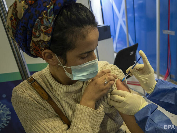 В Ізраїлі підтвердили, що вакциновані пацієнти заразилися "індійським" штамом коронавірусу