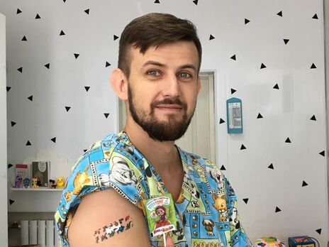 Фармкомпанія три роки судилася з харківським лікарем, який назвав настоянку її виробництва 