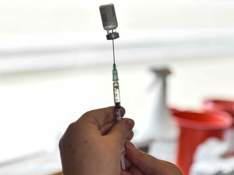 В Италии двое антивакцинаторов подожгли центр прививок от коронавируса
