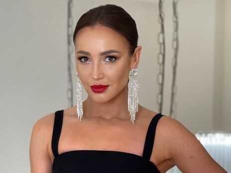 Бузову госпіталізували і прооперували під загальним наркозом – ЗМІ