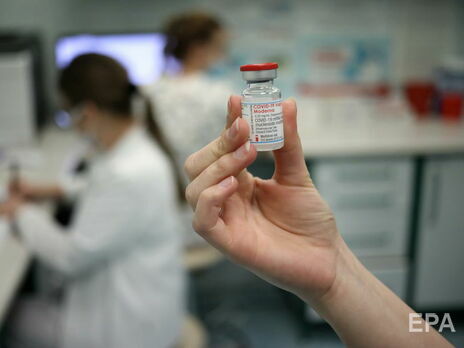 Всемирный конгресс вакцин назвал лучший препарат от коронавируса. В РФ решение назвали экономико-политическим