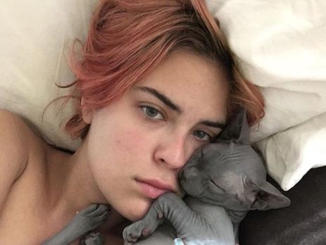 Дочь Уиллиса снялась топлес