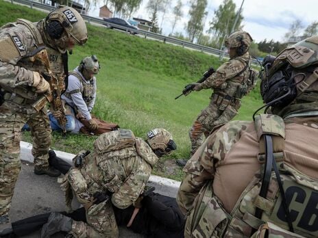 СБУ заявила про затримання членів добровольчого батальйону, які займалися рекетом