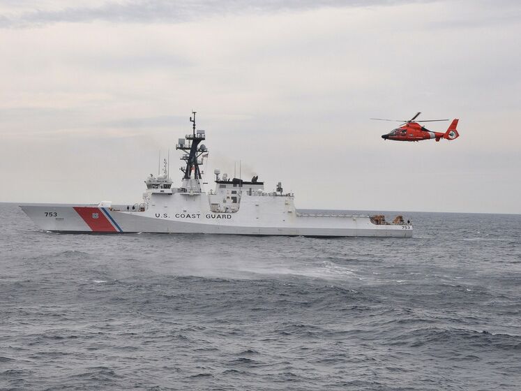 Кораблі США та України відпрацювали злагодженість дій у Чорному морі. Їхні дії супроводжували судна з РФ