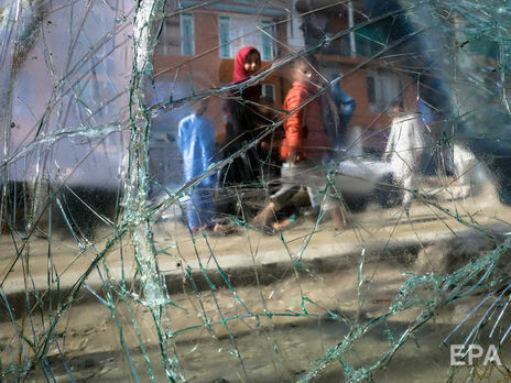 В Афганістані два автобуси підірвалися на мінах, загинуло більше ніж 10 осіб, десятки поранених